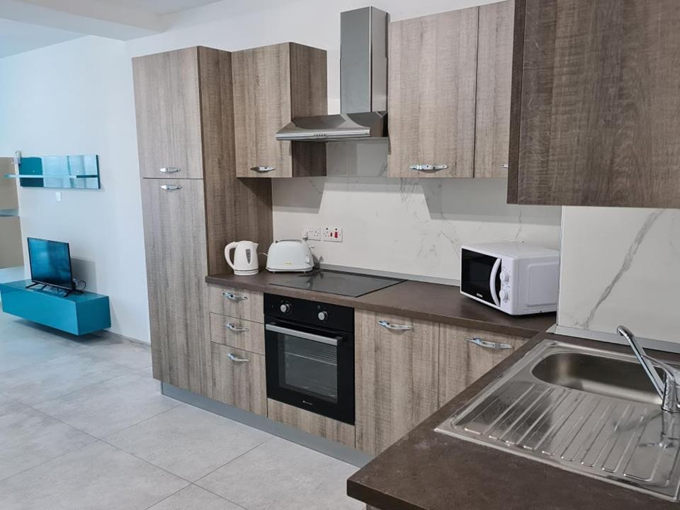 St Julians Bay Sea Front Apartments St. Julian's Exterior foto