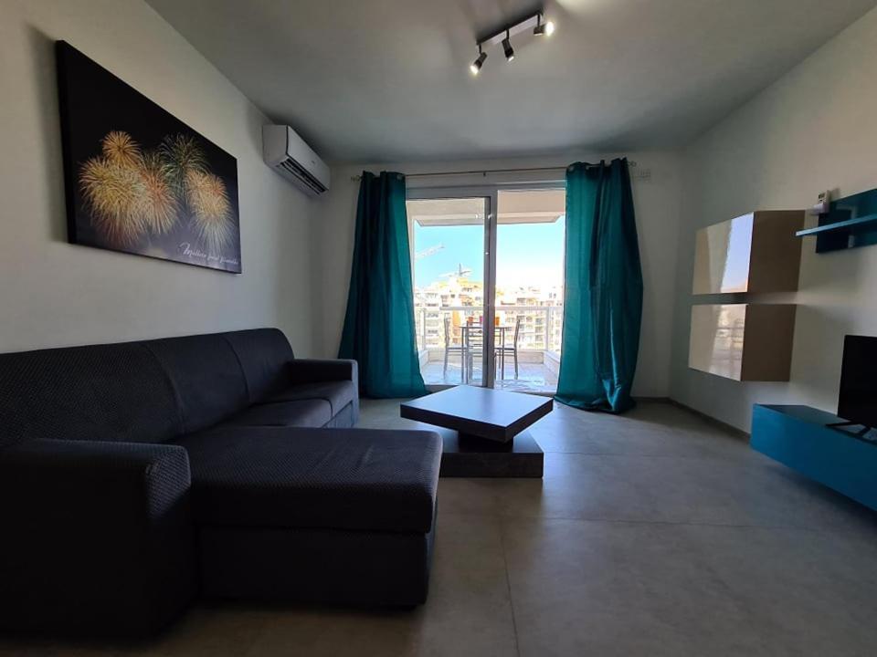 St Julians Bay Sea Front Apartments St. Julian's Exterior foto